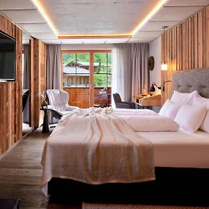 Deluxe Zimmer mit Kingsize-Bett